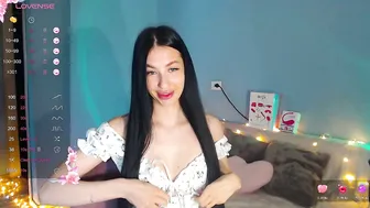 karolina_hottie_ naked on cam 25 May 2026