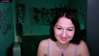 liana_best recorded nude video 990454