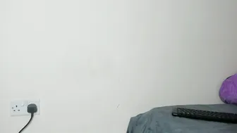 ebony_arya bigass - 05/25/2026
