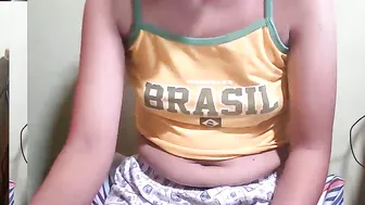 Sweet_kitty69xxx live webcam show - 05-25-2026