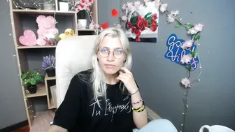 Rubydaviss shy hot webcam video