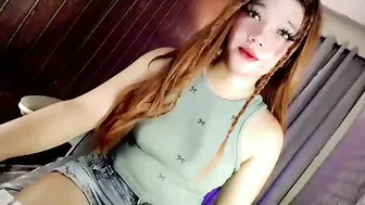 innocentcock69_britney sex video posing on webcam