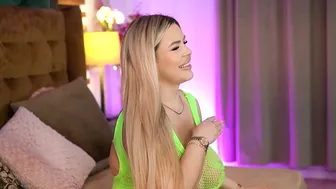sophieboobsx porn video chat - 26-May-26