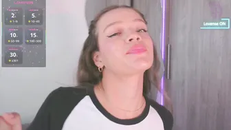 Camilamonroee porn cam 05-26-2026