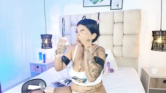 Kimberlyfox_t 26-May-2026 sex chat