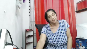 Horny_mommy17 sex chat (05/26/2026)