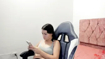 girl_princess18 porn chat video 05/27/2026