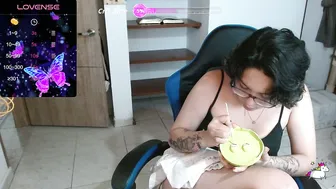 trixie_tangg hot porn video sex chat