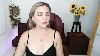 ana_hotmilf cam girl chat 27-May-26