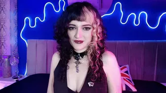 jeannesabatier 27 May 2026 sex chat