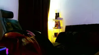Love_seren asian nude on cam
