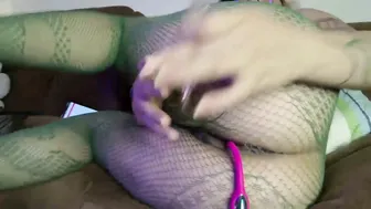 Hazelbrownn23 live cam video (05/27/2026)