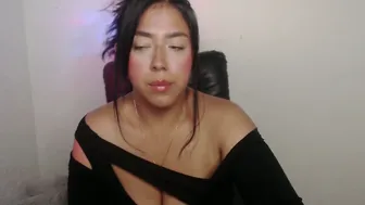 nataliabeaumontt deepthroat hot live cam video