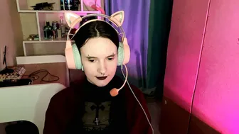 Eunabiddlecome sex cam 27-May-2026