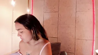 Anaelle_bardin bigboobs - 05/27/2026