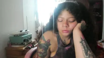 madam_sativa party live webcam show