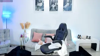 Puiyeee porn cam video 27-May-2026