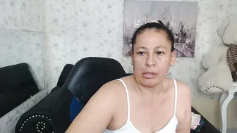 Mature_martina_ on live cam camvideo