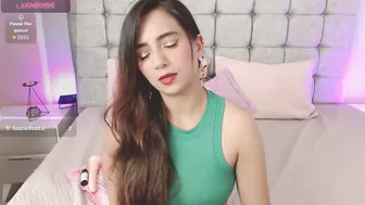 Shairajaramillo hugeboobs (05-28-2026)