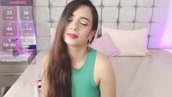 Shairajaramillo hugeboobs (05-28-2026)