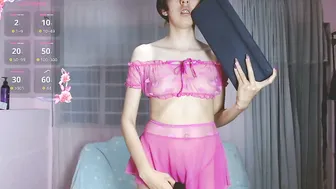 Anniesparkle posing on webcam (05/28/2026)