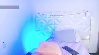 ivonnygoldie chat sex cam 05-28-2026