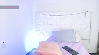 ivonnygoldie chat sex cam 05-28-2026