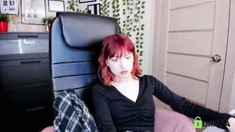elizanik feet 05-28-2026