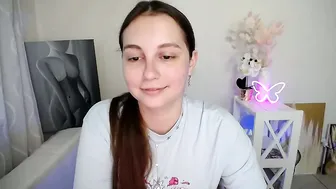 Yours_piece_of_happiness_ porn cam chat 05/28/2026