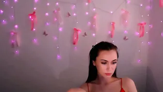 nikonara_ 28-May-26 smalltits