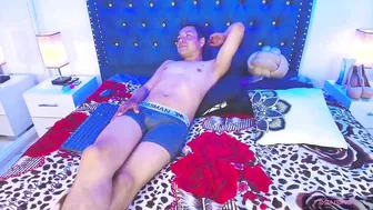 axel_and_hazel naked on cam (05/29/2026)