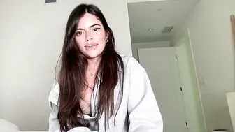 poutyselena sex chat 05/29/2026