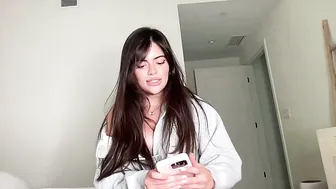 poutyselena sex chat 05/29/2026