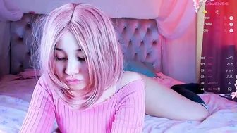 Gongjulee squirt live webcam show