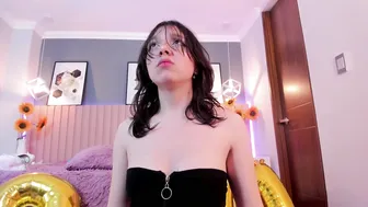 Nina_ford_ posing on webcam (05-29-2026)